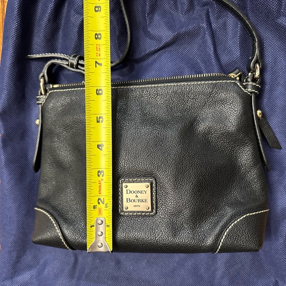 Dooney & Bourke Small Shoulder Bag - Picture 6 of 7